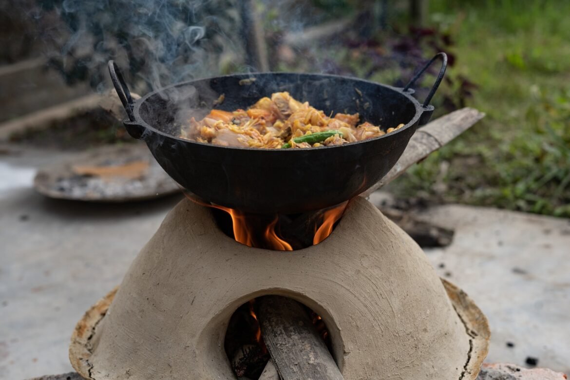 cooking pilaf on a fire